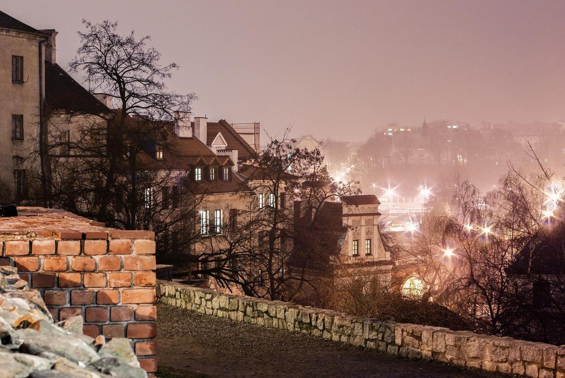Dom Tu I Teraz Hostel Lublin Exterior foto